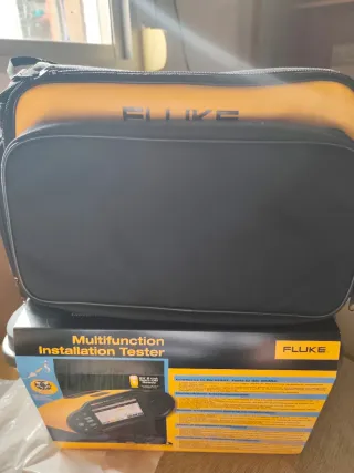 Fluke 1674FV + FEV300 Test Equipment