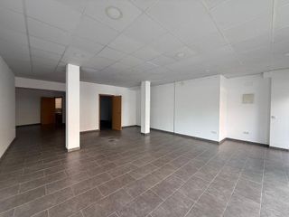 Local comercial en alquiler en Celrà