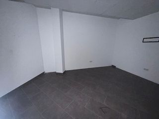 Local comercial en alquiler en Celrà