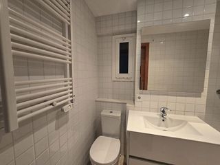 Local comercial en alquiler en Eixample Nord – La Devesa en Girona