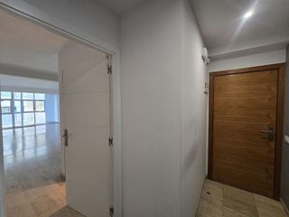 Local comercial en alquiler en Eixample Nord – La Devesa en Girona