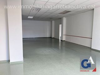 Local comercial en venta en Olot