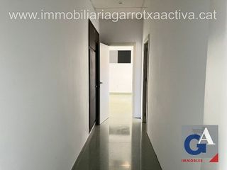 Local comercial en venta en Olot