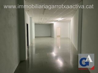 Local comercial en venta en Olot