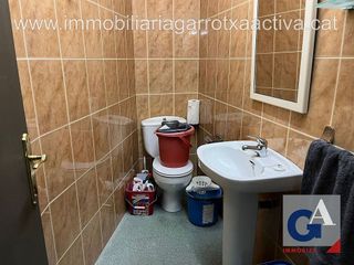 Local comercial en venta en Olot