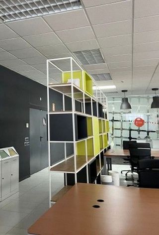 Oficina en alquiler en Sant Esteve Sesrovires