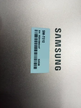 2 iPads , 1 Samsung , 2mano