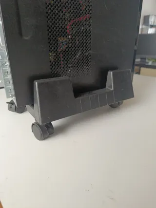 Soporte Móvil Torre PC Inteligencia Humana ajustab