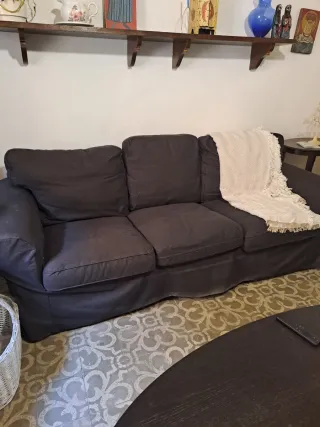 Sofá de tela negro
