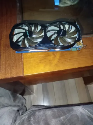 Tarjeta Gráfica Gigabyte GTX550 TI