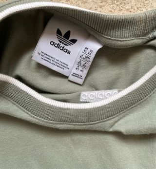 Conjunto Adidas Talla xs camiseta talla s pantalon