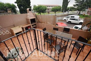 Casa adosada en venta en Nules