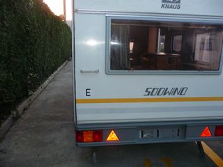 KNAUS SÜDWIND 400 - 750kg | 4 Plazas