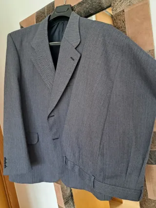 Traje gris espiga