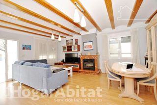 Casa adosada en venta en Oliva Playa en Oliva