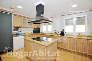 Casa adosada en venta en Oliva Playa en Oliva