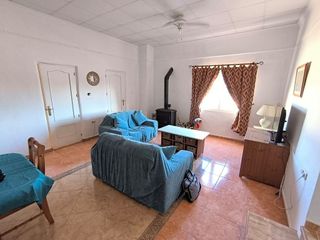 Chalet en venta en Villena