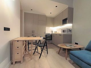 Piso en alquiler en Cortes - Huertas en Madrid