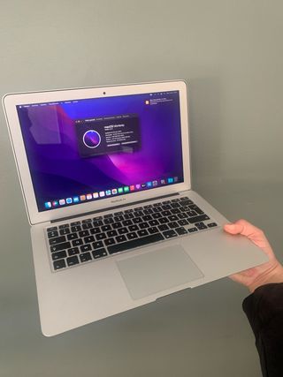 MacBook Air 2017 128GB 8GB RAM Sin cable