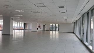 Oficina en alquiler en Costillares en Madrid