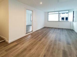 Oficina en alquiler en Os Mallos - San Cristóbal en Coruña (A)