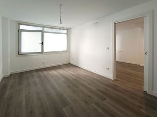 Oficina en alquiler en Os Mallos - San Cristóbal en Coruña (A)