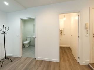 Oficina en alquiler en Os Mallos - San Cristóbal en Coruña (A)