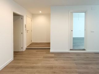 Oficina en alquiler en Os Mallos - San Cristóbal en Coruña (A)