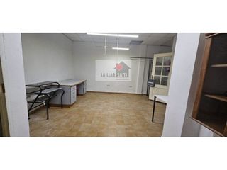 Local comercial en alquiler en Xàtiva