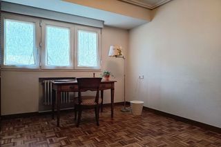 Piso en alquiler en Centro en Gijón