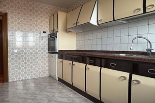 Piso en alquiler en Centro en Gijón