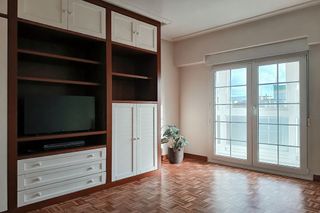 Piso en alquiler en Centro en Gijón