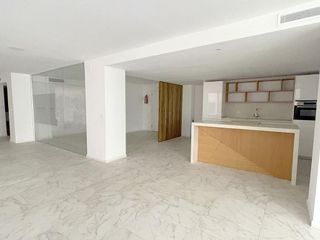 Oficina en alquiler en Casco Antiguo en Marbella