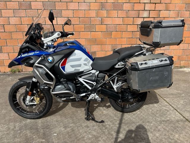 BMW R1250GS Adventure  HP Moto