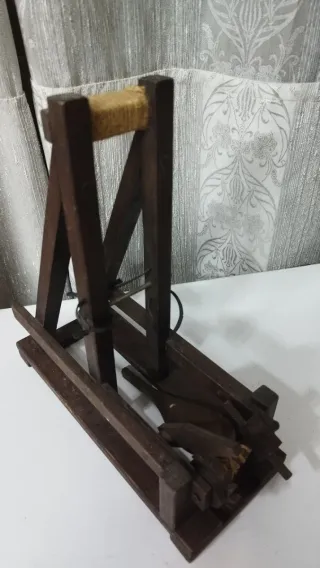 Macchina Leonardo da Vinci Catapulta Vintage