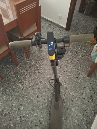 Patinete Eléctrico Xiaomi + Cargador Original