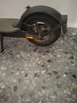 Patinete Eléctrico Xiaomi + Cargador Original