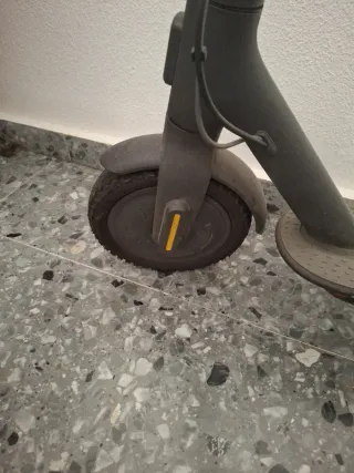 Patinete Eléctrico Xiaomi + Cargador Original