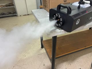 Máquina de humo profesional MUSICSON ZL-1500RGB