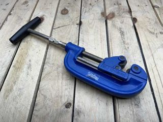 HERRAMIENTA CORTATUBOS 12-50mm