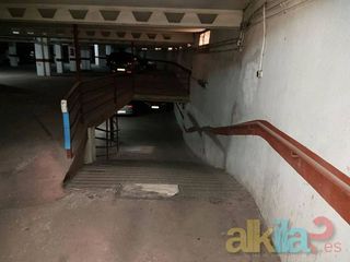 Garaje en venta en Petrer