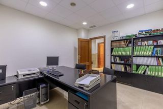 Oficina en venta en Pajaritos - Plaza de Toros en Granada