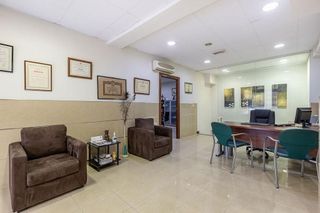 Oficina en venta en Pajaritos - Plaza de Toros en Granada