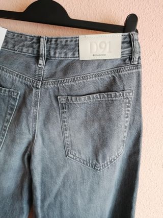 Pantalón D91 Gris