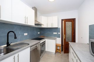 Piso en venta en Crta. De la Sierra en Granada