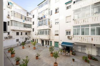 Piso en venta en Crta. De la Sierra en Granada