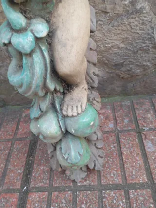 Figura de patio con niño y frutas,77 cm restaurar