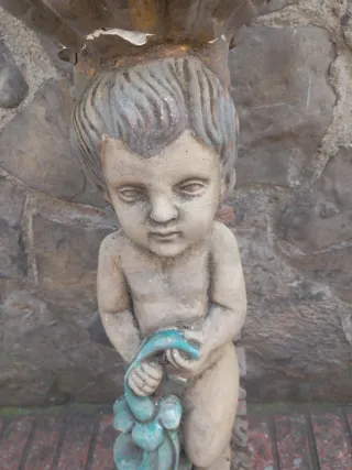 Figura de patio con niño y frutas,77 cm restaurar