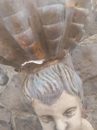 Figura de patio con niño y frutas,77 cm restaurar