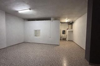 Local comercial en venta en Carlet